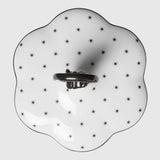 Scatola in porcellana con coperchio mano e anello