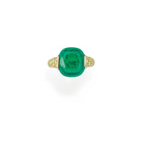 Emerald and diamond ring